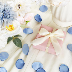 SITUMEIZI 400PCS Fake Rose Petals Faux Silk Flower Blue Petals for Romantic Nigh