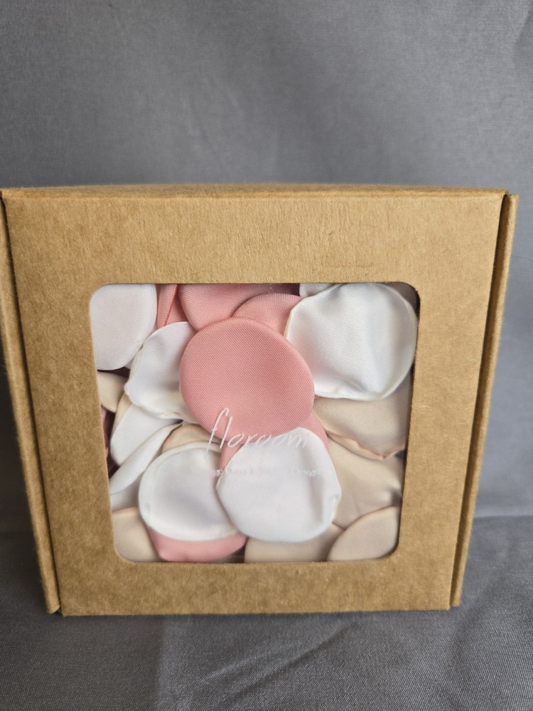 Floroom 300 Piece Silk Rose Petals Nude Pink