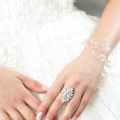 3 Pcs Wrist Corsage Bridal Flower Bride Hand Flowers Bracelet