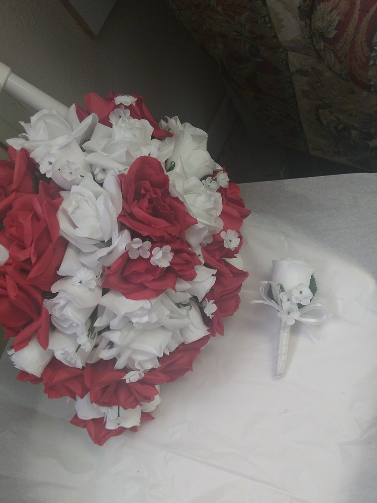 LARGE WEDDING BOUQUET RED & WHITE OR ANY COLOR WITH BOUT RUSH ORDERS AVAILABLE