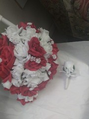 LARGE WEDDING BOUQUET RED & WHITE OR ANY COLOR WITH BOUT RUSH ORDERS AVAILABLE