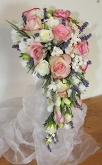 1 Natural wedding bouquet flowers