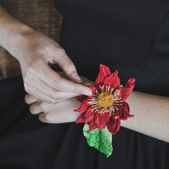 72 Pieces Wrist Corsage Bands Elastic Stretchable Corsage Wristlets Bracelets Pr