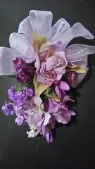 CORSAGE>PIN>LAVENDER>ROSES/TULIPS>SHEER LAVENDER RIBBONS>