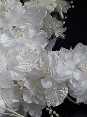 Wedding Floral Bundle Of 33 Pieces/white/Ivory/Iridescent/Picks/Stems/Flower/Lot