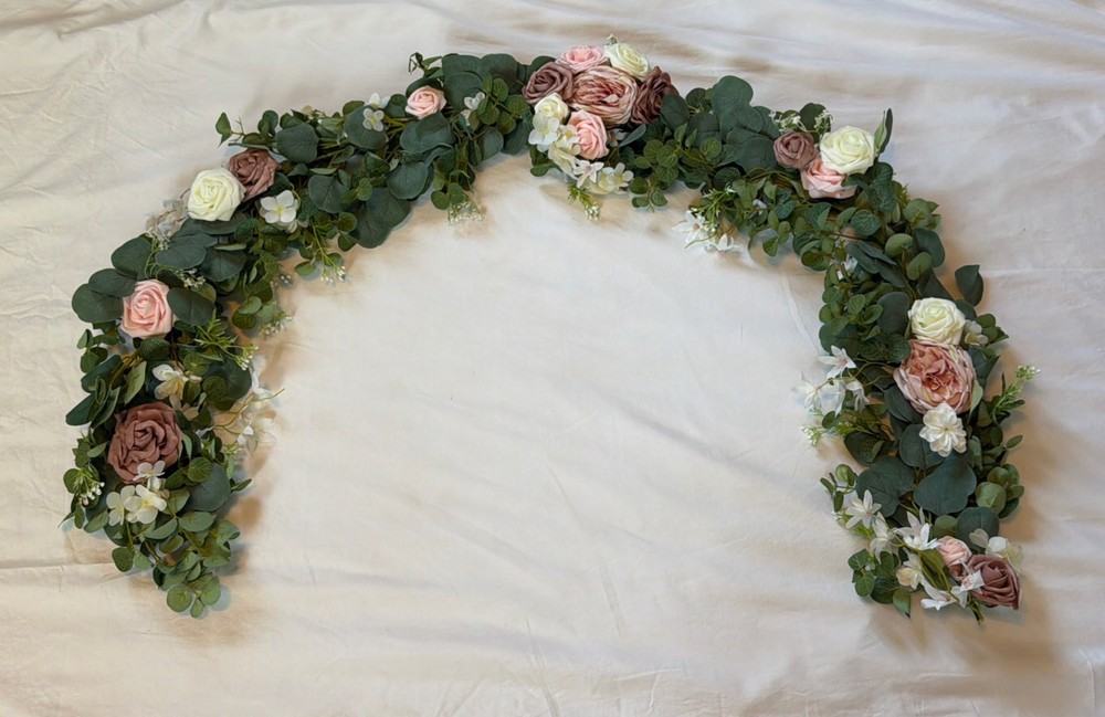 LINGS MOMENTS 6ft Garland, Dusty Rose, Pastel Pink, White