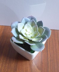 2 Colors Lotus Potted Artificial Mini Plants Home Wedding Deoration