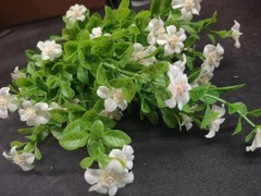 Jacob’s Ladder Silk Daisy Bush w Plastic Greenery, Cute White Flowers 9 Stems