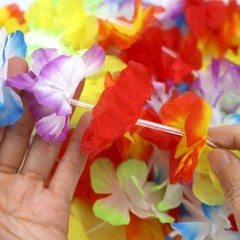 GIFTEXPRESS 36 feet Jumbo Plastic Flower Lei Garland/ Hawaiian Multi Color