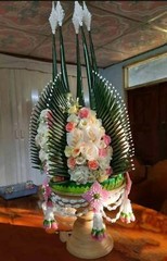 Artificial Flowers Fabric Plastic Garlands Bushes Needles Arranged Bouquets Plug