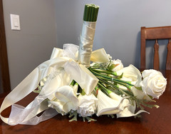 BRIDAL/WEDDING BOUQUET WHITE CALLA LILIES/ROSES/ETC-CASCADING/RIBBONS