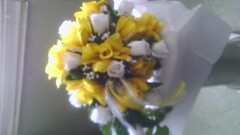 Large wedding bouquet white & yellow 3 med & 3 small bouquets Rush order avail