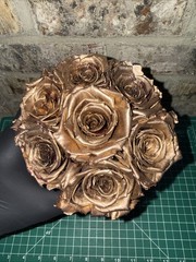 The Million Roses Los Angeles Black With Gold Roses Beautiful Piece lightly Used
