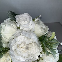 Bridal Bouquet Ivory White Roses Ranunculus Silk Flowers Pearl Center Weddingnew