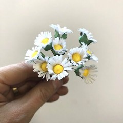 Artificial Silk Daisy Flower Pick Style 1 – White