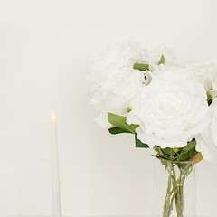 WHITE 2 Bushes 17″ Premium Silk Roses Artificial FLOWERS Bouquets Party Events