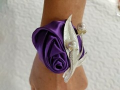 Wedding Bride Prom Wrist Corsage Bracelet Flower Bridesmaid Purple Satin Pearls