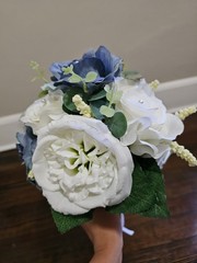 wedding bridal bouquet / ramo de novia “Nuestra Boda” written in Spanish