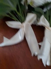 4- Bouquets of Bridesmaid Silk Flowers Wedding White Roses NWOT IVORY SATIN