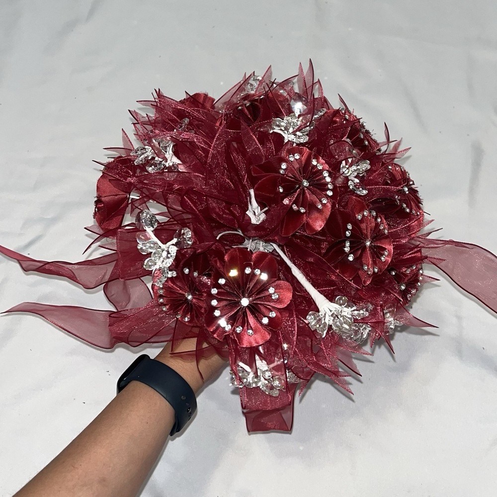 Burgundy/ Maroon Ramo Quinceañera Ribbon/ Clear Crystals / Beads Bouquet