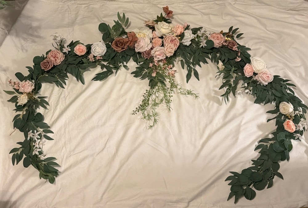 LING’S MOMENT WEDDING GARLAND 9ft, Dusty Rose, Cream, White, Pastel Pink, Gold