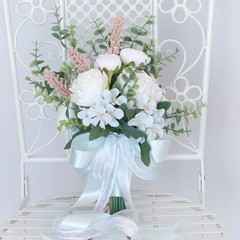 Elegant Rose Wedding Bouquets Artificial Flower Bouquets Outdoor Photo Props