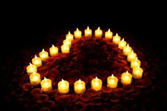 1000 Pétalos De Rosa Artificiales Velas LED Sin Llama, Para Bodas Y Decoración.