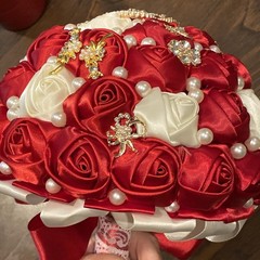 Wedding Bouquet Red/White Roses Bling Decor Marriage Bride Maid Matron (A)