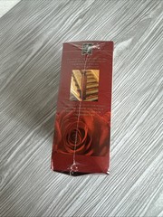 Lover’s Choice A Bed Of Roses Romance Kit Rose Petals, Tea Lights & Invite NEW