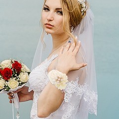 2 Pcs Hand Flower Bracelet Wedding Prom Wrist Corsage Bridal Garland