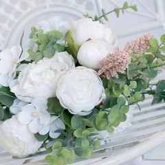 Elegant Rose Wedding Bouquets Artificial Flower Bouquets Outdoor Photo Props