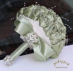 Bridal Wedding Bouquet Round Bling Brooch Holding Bouquet Artificial Rose Flo…