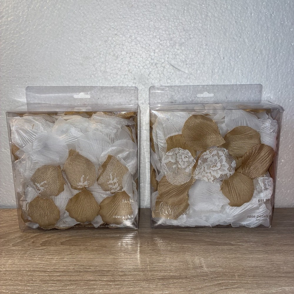 2 Of Studio His & Hers White & Beige Rose Petals 300 Count Wedding Farmhouse NIB