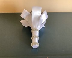 Embellished foam flower bouquet handle/holder