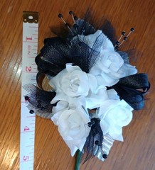NEW 5″ Artificial White Rose Wrist Corsage Black Pearls, Tulle, Silver Leaves