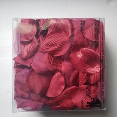 Wedding Decor Supplies Collection Petals 300 Ct. White, Burgundy, Toast Glasses