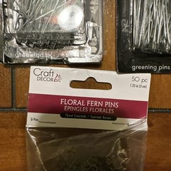 Arranging Supplies The Bloom Room Floral Fern Pins 100+ Pcs