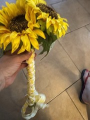 New, Artificial/silk Handheld Bouquet Of Sunflowers. Wedding / Prom
