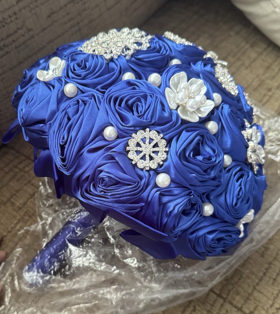 Handmade Bouquet for Quinceañera Or Wedding Decoration