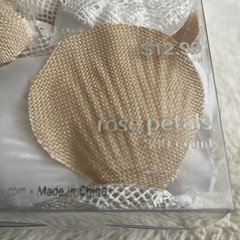 STUDIO HIS & HERS WHITE AND BEIGE ROSE PETALS 300 COUNT NEW IN BOX Farm House