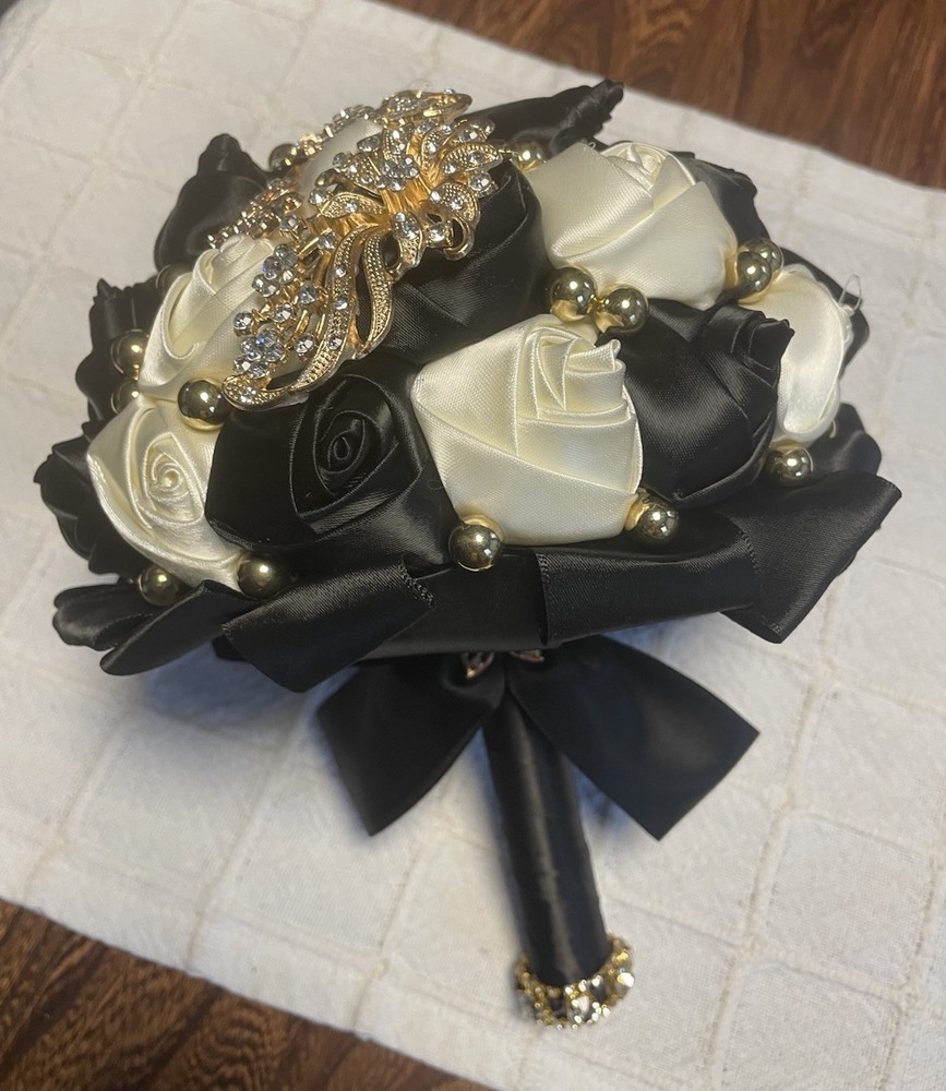 NEW Quinceañera or Wedding Bouquet Black & Ivory with Gold Brooches