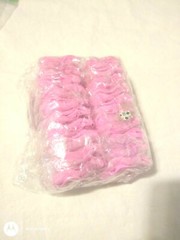 Unbranded pink flower petals count about 100