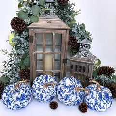 Winlyn 4 Pcs Faux Decorative Blue and White 5.3″ W x 5.1″ H,