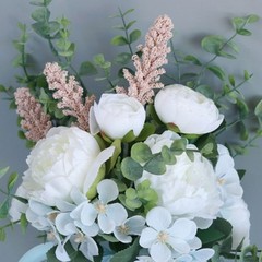 Elegant Rose Wedding Bouquets Artificial Flower Bouquets Outdoor Photo Props