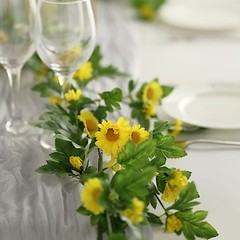 5 ft Silk Daisy Flowers Garland Magnolia Leaves Hanging Vine Party Decorations