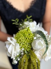 Fresh Spritz – Small White Bridal bouquet w. faux rose, tulip, dahlia, amaranth