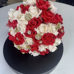 Bridal Bouquet Exquisite Rhinestones Silk Roses Pearls Handmade Wedding Bouquets