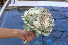 Handmade Wedding Bouquet with Golden Rhinestone Brooch Pearl Bridal Bouquet f…