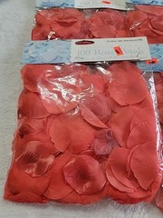 NOS Darice Victoria Lynn Rose Petals 100/Pkg Coral 4pks/400