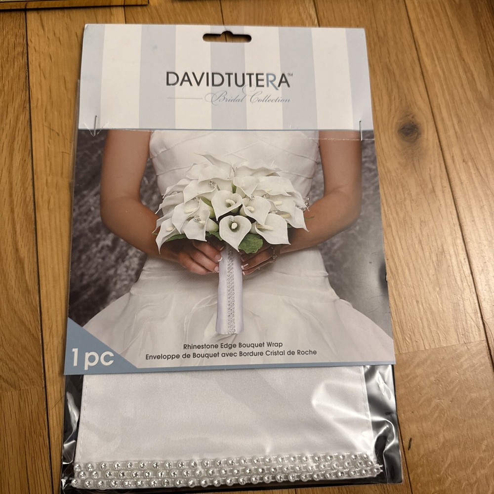 David Tutera Applique Rhinestone Bouquet Flower Wrap 1 Piece Wedding Bridal, NEW